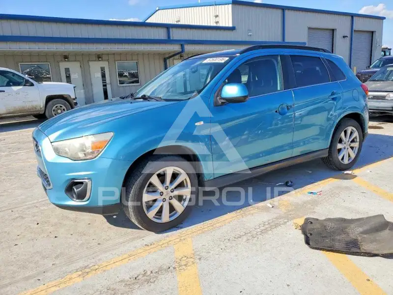 2013 Mitsubishi OUTLANDER фото