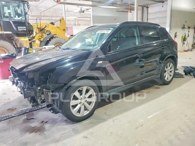 2013 Mitsubishi OUTLANDER фото