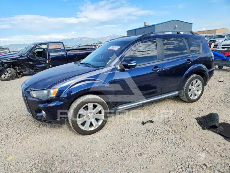 2013 Mitsubishi OUTLANDER фото
