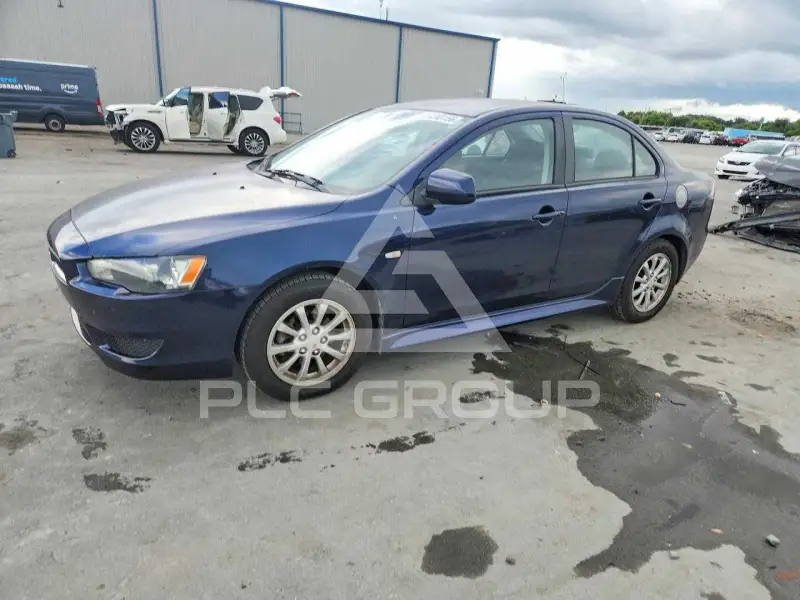 2013 Mitsubishi LANCER фото