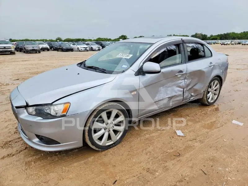 2013 Mitsubishi LANCER фото