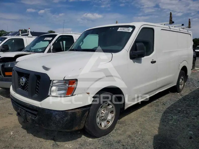 2013 Nissan NV фото