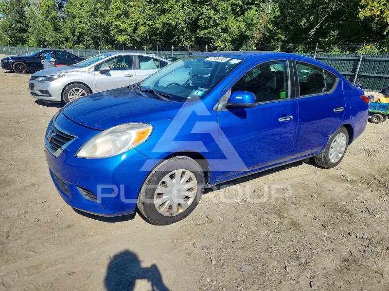 2013 Nissan VERSA фото
