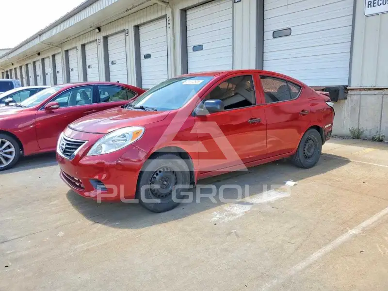 2013 Nissan VERSA фото