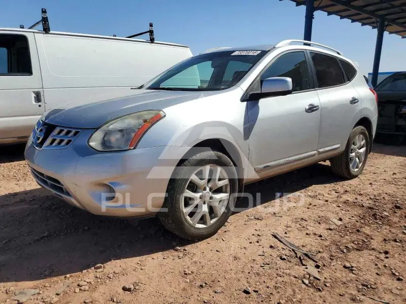2013 Nissan ROGUE фото