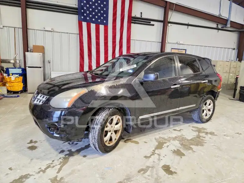 2013 Nissan ROGUE photo