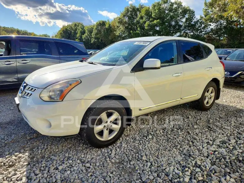 2013 Nissan ROGUE photo