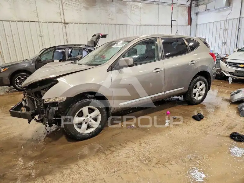 2013 Nissan ROGUE фото