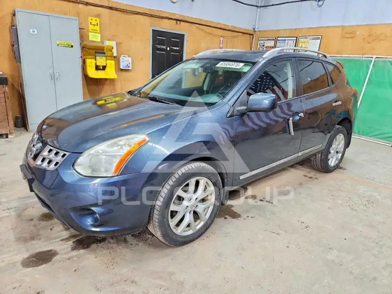 2013 Nissan ROGUE photo