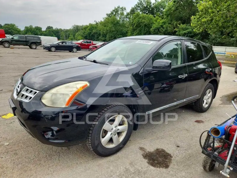 2013 Nissan ROGUE photo