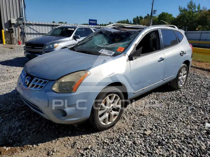 2013 Nissan ROGUE photo