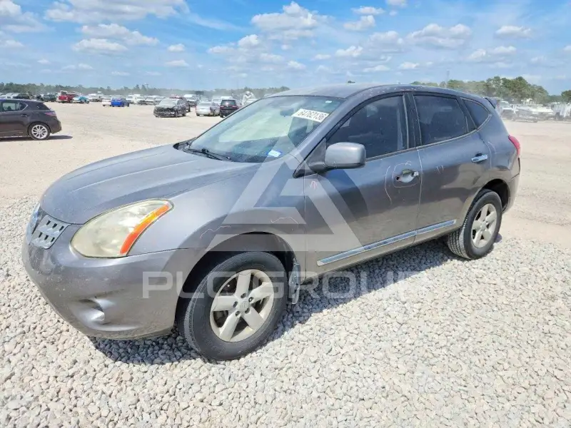 2013 Nissan ROGUE photo