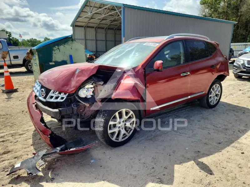 2013 Nissan ROGUE photo