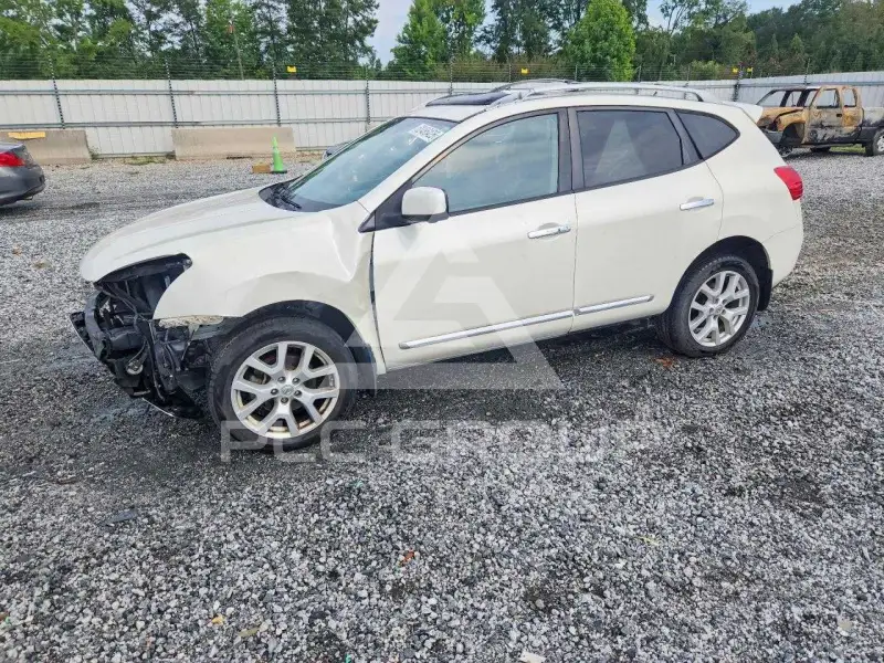 2013 Nissan ROGUE фото