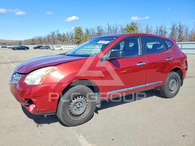 2013 Nissan ROGUE photo