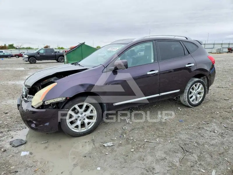 2013 Nissan ROGUE фото