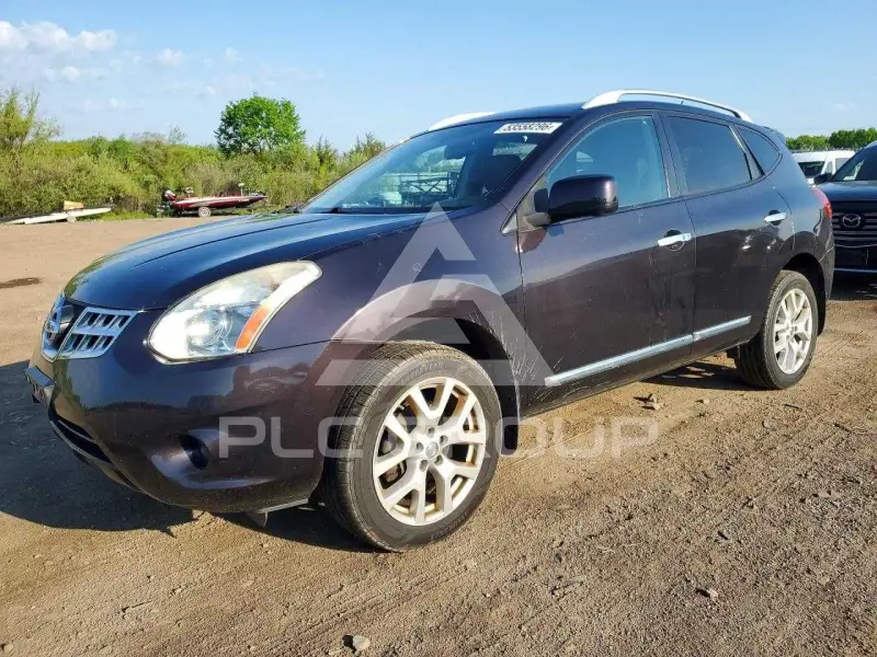 2013 Nissan ROGUE photo