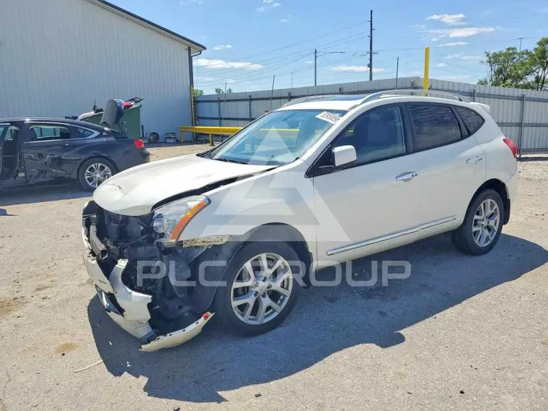 2013 Nissan ROGUE фото