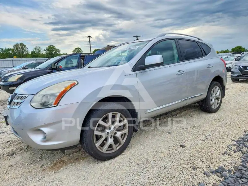 2013 Nissan ROGUE фото