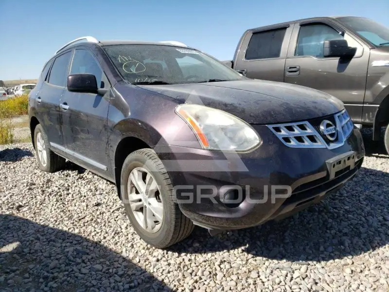 2013 Nissan ROGUE photo