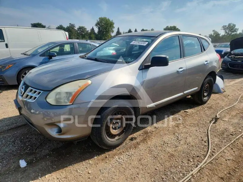2013 Nissan ROGUE photo