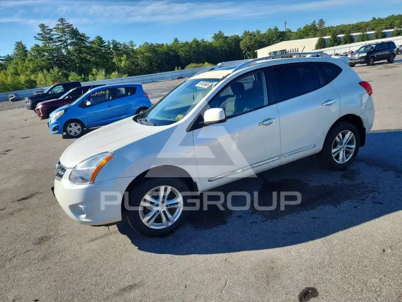 2013 Nissan ROGUE photo