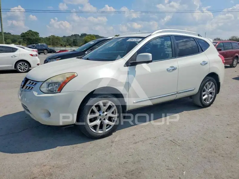 2013 Nissan ROGUE фото