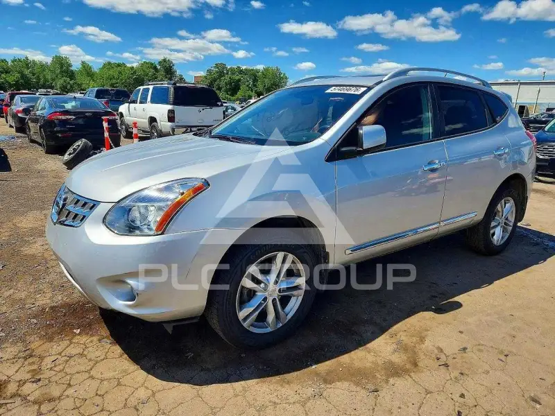 2013 Nissan ROGUE photo