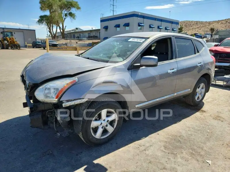 2013 Nissan ROGUE photo