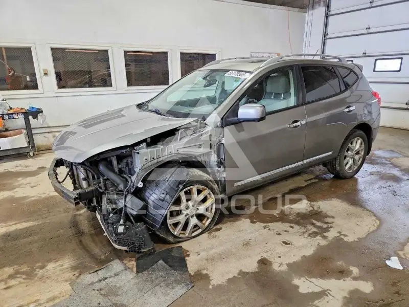 2013 Nissan ROGUE фото