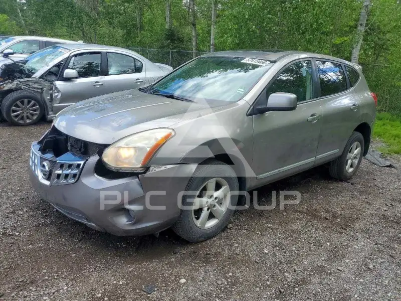 2013 Nissan ROGUE photo