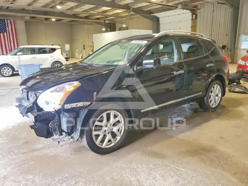 2013 Nissan ROGUE фото