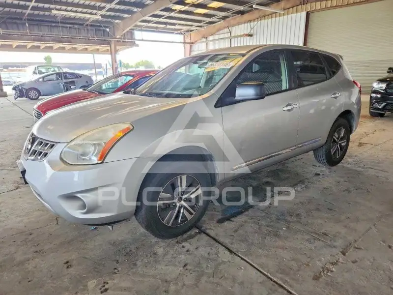 2013 Nissan ROGUE photo