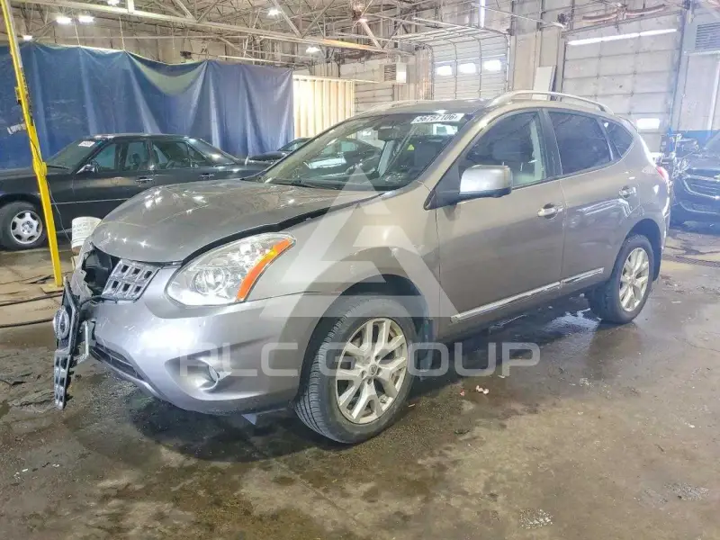 2013 Nissan ROGUE фото