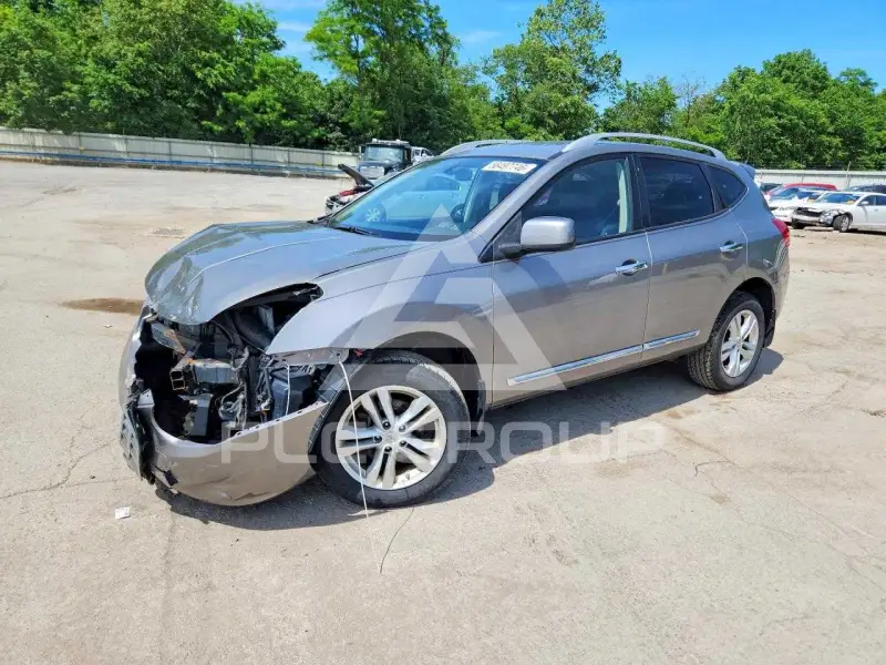 2013 Nissan ROGUE фото