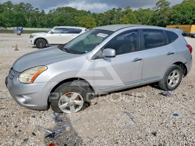 2013 Nissan ROGUE фото