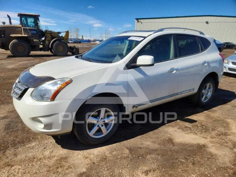 2013 Nissan ROGUE photo