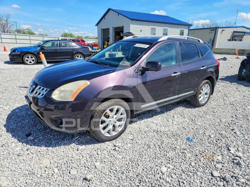 2013 Nissan ROGUE фото