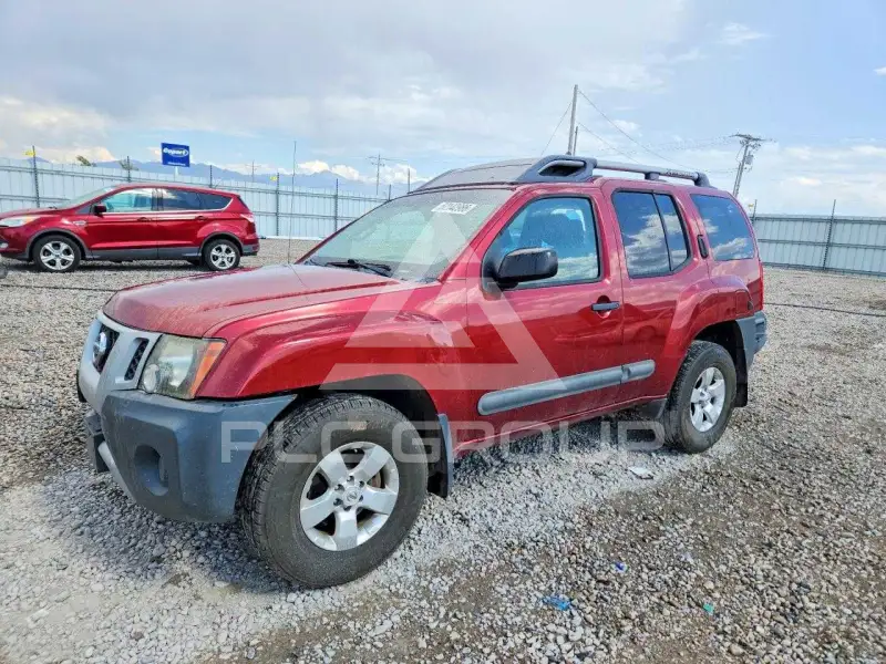 2013 Nissan XTERRA photo