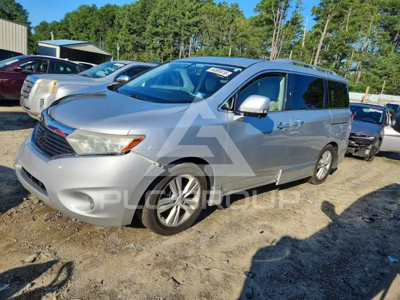2013 Nissan QUEST фото