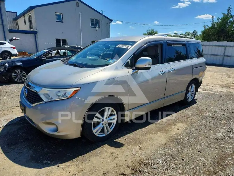 2013 Nissan QUEST фото