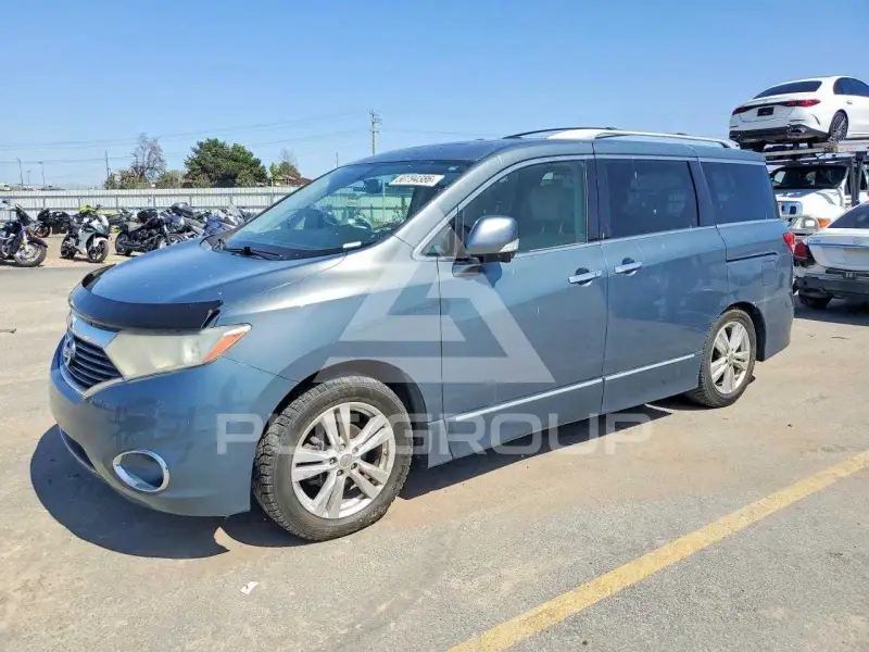 2013 Nissan QUEST фото