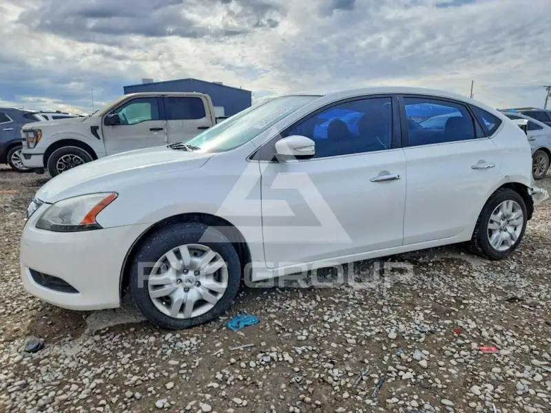 2013 Nissan SENTRA photo