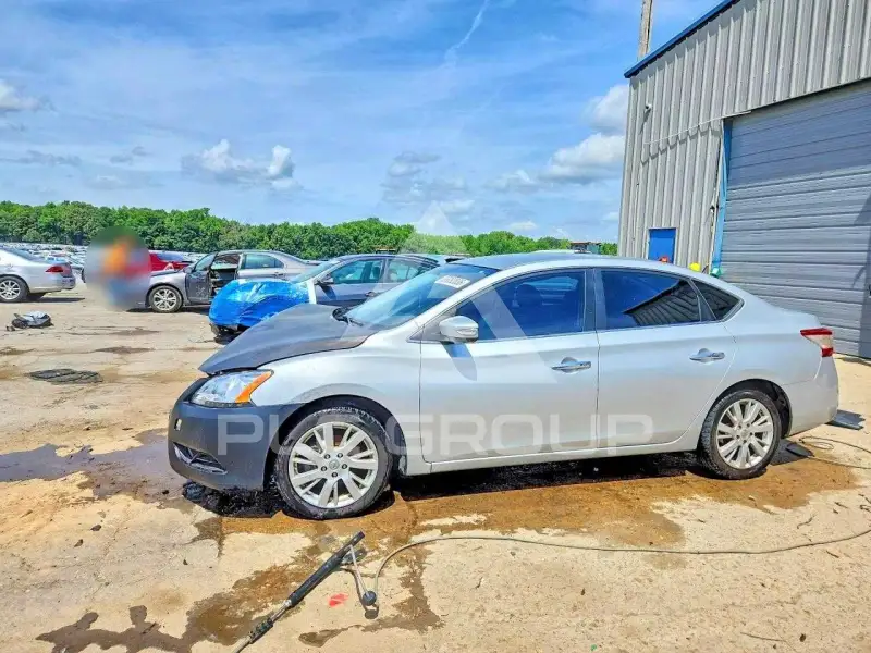 2013 Nissan SENTRA фото