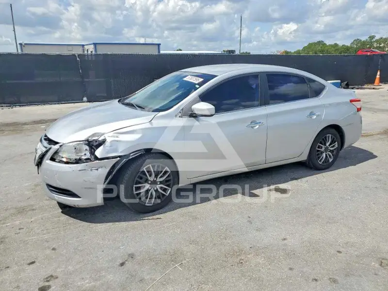 2013 Nissan SENTRA photo