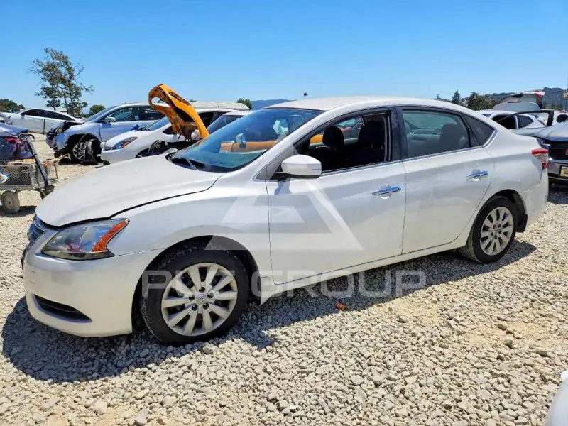 2013 Nissan SENTRA photo