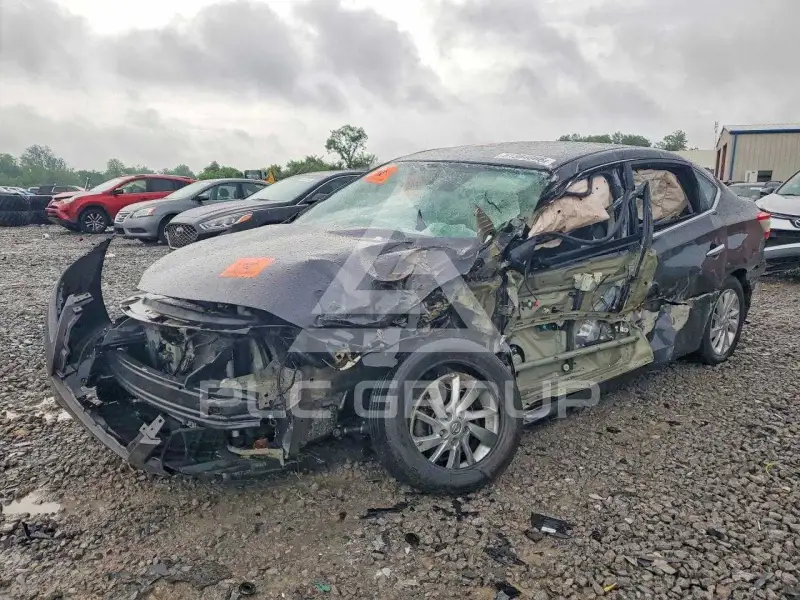 2013 Nissan SENTRA фото