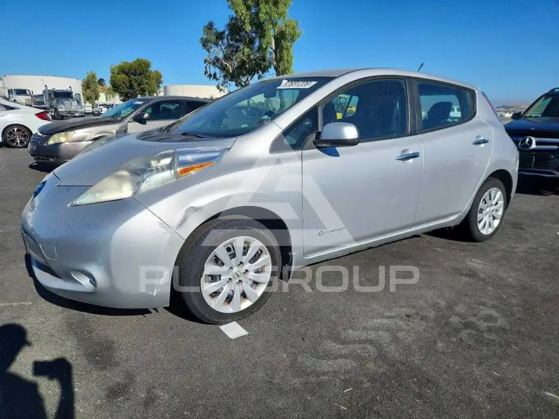 2013 Nissan LEAF фото