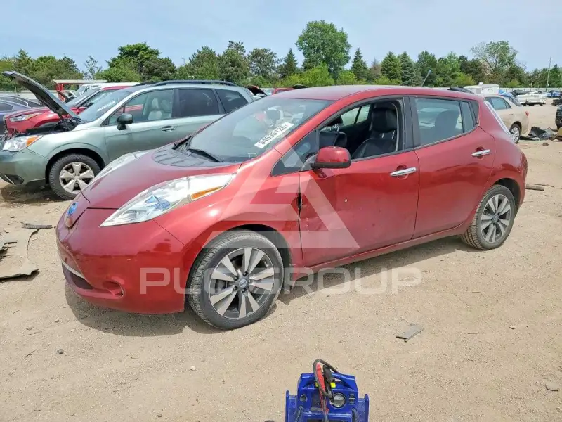 2013 Nissan LEAF фото