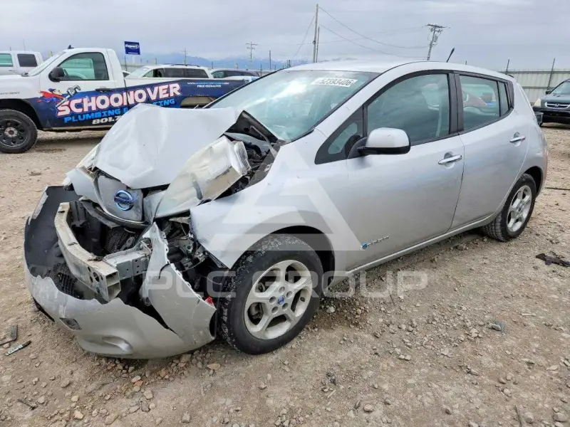 2013 Nissan LEAF фото